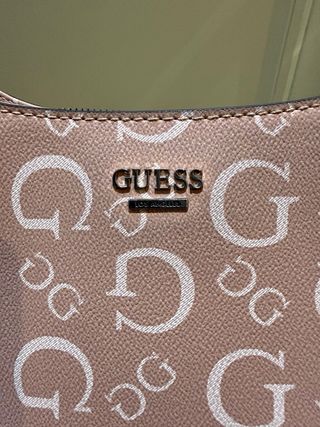 Bolso Guess rosa y blanco