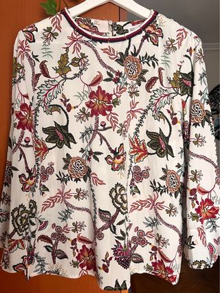 Blusa Sfera Estampado Floral Talla XL-Nueva