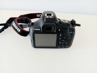 Cámara Canon EOS 2000D