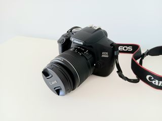 Cámara Canon EOS 2000D