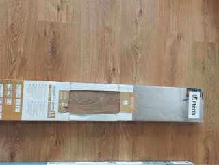 Suelo vinílico Artens Forte y Medio