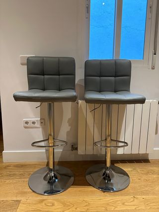 2 Taburetes Altos Cuero Sintético