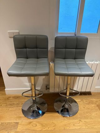 2 Taburetes Altos Cuero Sintético