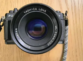 Yashica FX-3 Super 2000 + Obiettivo 50mm 1.7