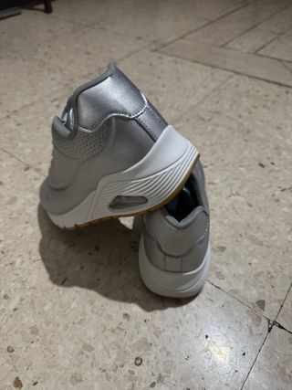 Sneakers argentate sportive