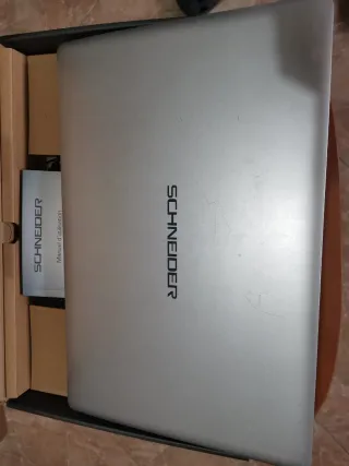 Mini Portátil Schneider SCL141CTP Gris