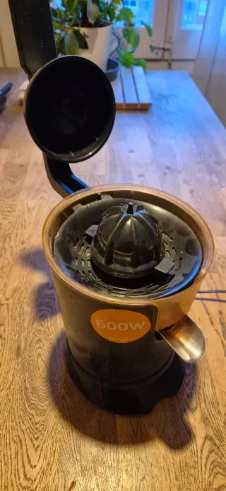 Zumera Taurus Exprimidor 600W