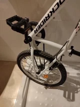 Bicicleta Rockrider Blanca.