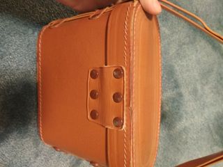 Prismáticos antiguos vintage con funda