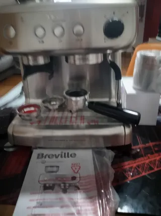 Cafetera Breville Barista Max Automática