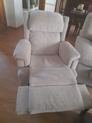 Poltrone reclinabili in tessuto beige e grigio