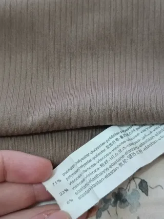 Top corto marrón Envío por España