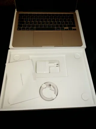 MacBook Air M3 13"