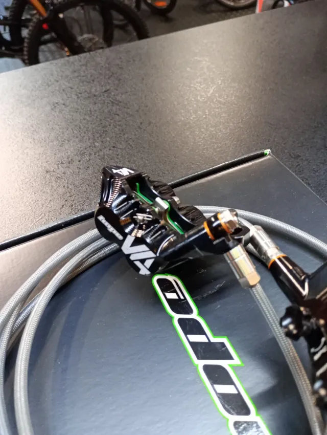 Frenos HOPE Tech 4 V4