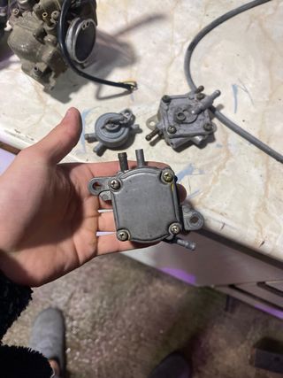 Bomba de gasolina para moto