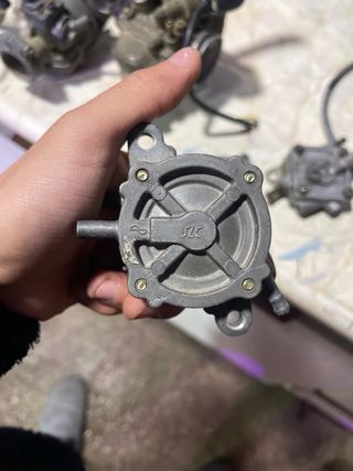 Bomba de gasolina para moto