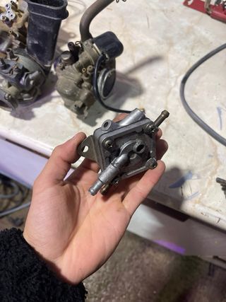 Bomba de gasolina para moto