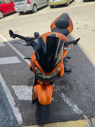 Kawasaki Z750 Naranja 2011 - 42.000 km