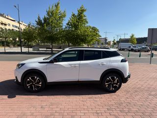 Peugeot 2008 1.5  HDI 110 CV  5 PUERTAS