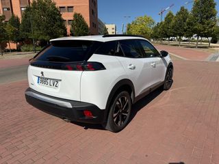 Peugeot 2008 1.5  HDI 110 CV  5 PUERTAS