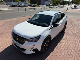 Peugeot 2008 1.5  HDI 110 CV  5 PUERTAS