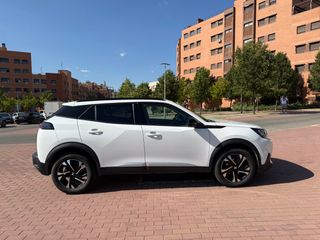 Peugeot 2008 1.5  HDI 110 CV  5 PUERTAS