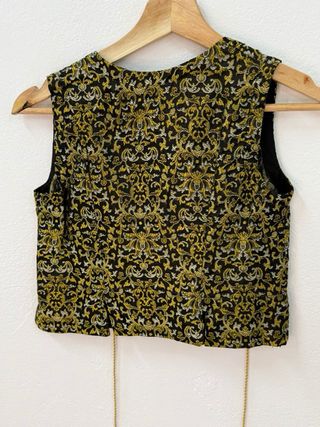 Traje de baile gallego para niña pequeña