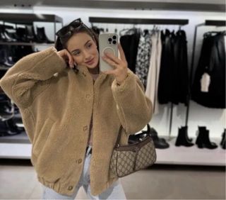 Bomber de pelo beige talla única