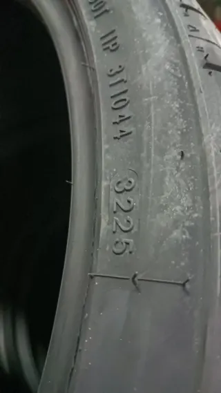 235/35 R19 91Y APLUS A610