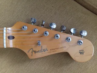 Guitarra Fender Stratocaster Classic Player