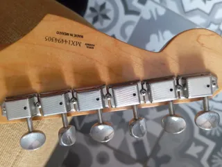 Guitarra Fender Stratocaster Classic Player