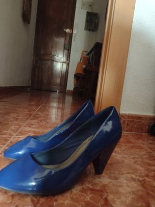 Zapatos de tacón ZARA azul talla 37