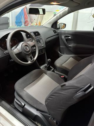 Volkswagen Polo 2014