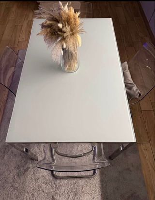 Tavolo in acciaio e vetro con 4 sedie