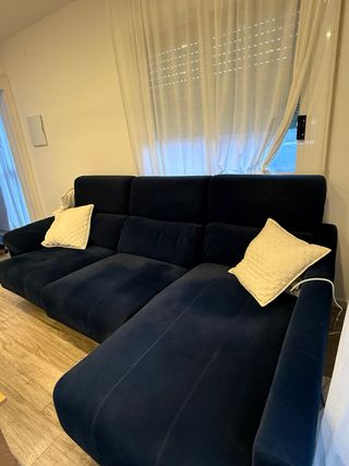 Sofá de ante azul