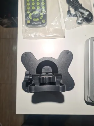 Denver TFT LCD 7” – Monitor / TV portátil 12V