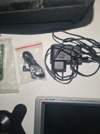 Denver TFT LCD 7” – Monitor / TV portátil 12V