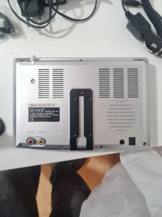 Denver TFT LCD 7” – Monitor / TV portátil 12V