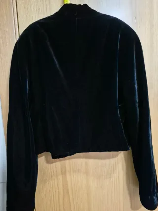 Americana terciopelo negra