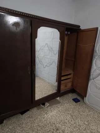 Armario Antiguo Madera primeros de siglo xx