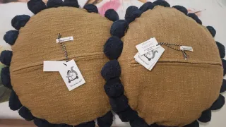 2 Cojines Redondos Payaso Bloomingville