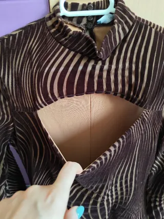 Vestido Bershka Cut-out