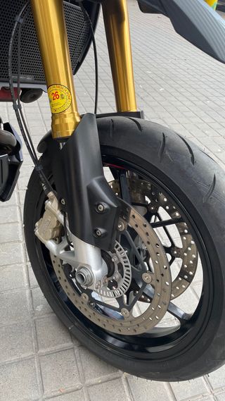 Aprilia Dorsoduro 900 Supermotard