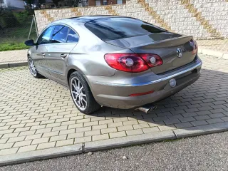 Volkswagen CC 2011