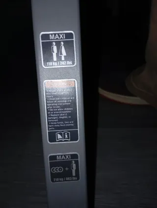 Banco de pesas y mancuernas