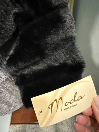 Chaqueta de pelo negra