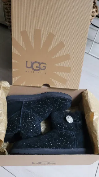 Botas UGG Edición Limitada Swarovski Talla 37