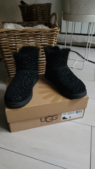 Botas UGG Edición Limitada Swarovski Talla 37