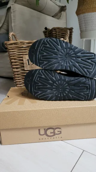 Botas UGG Edición Limitada Swarovski Talla 37