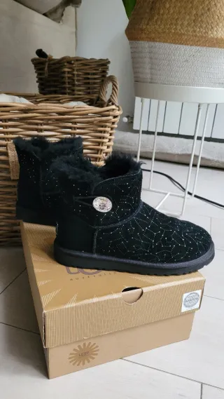 Botas UGG Edición Limitada Swarovski Talla 37